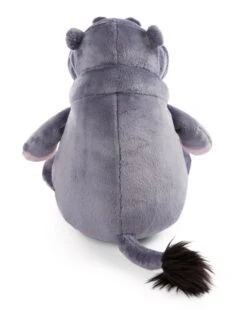 Nici 47975 Nilpferd DJ Nilbert 70cm Sitzend Plüsch Wild Friends GREEN -Spielzeugladen 47975 03 ZA Frei vorl 1633x2048 1